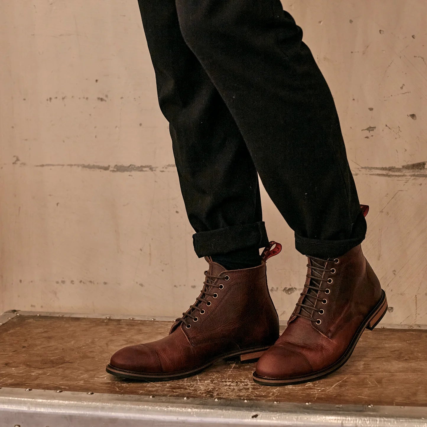 TASKER | BURGUNDY